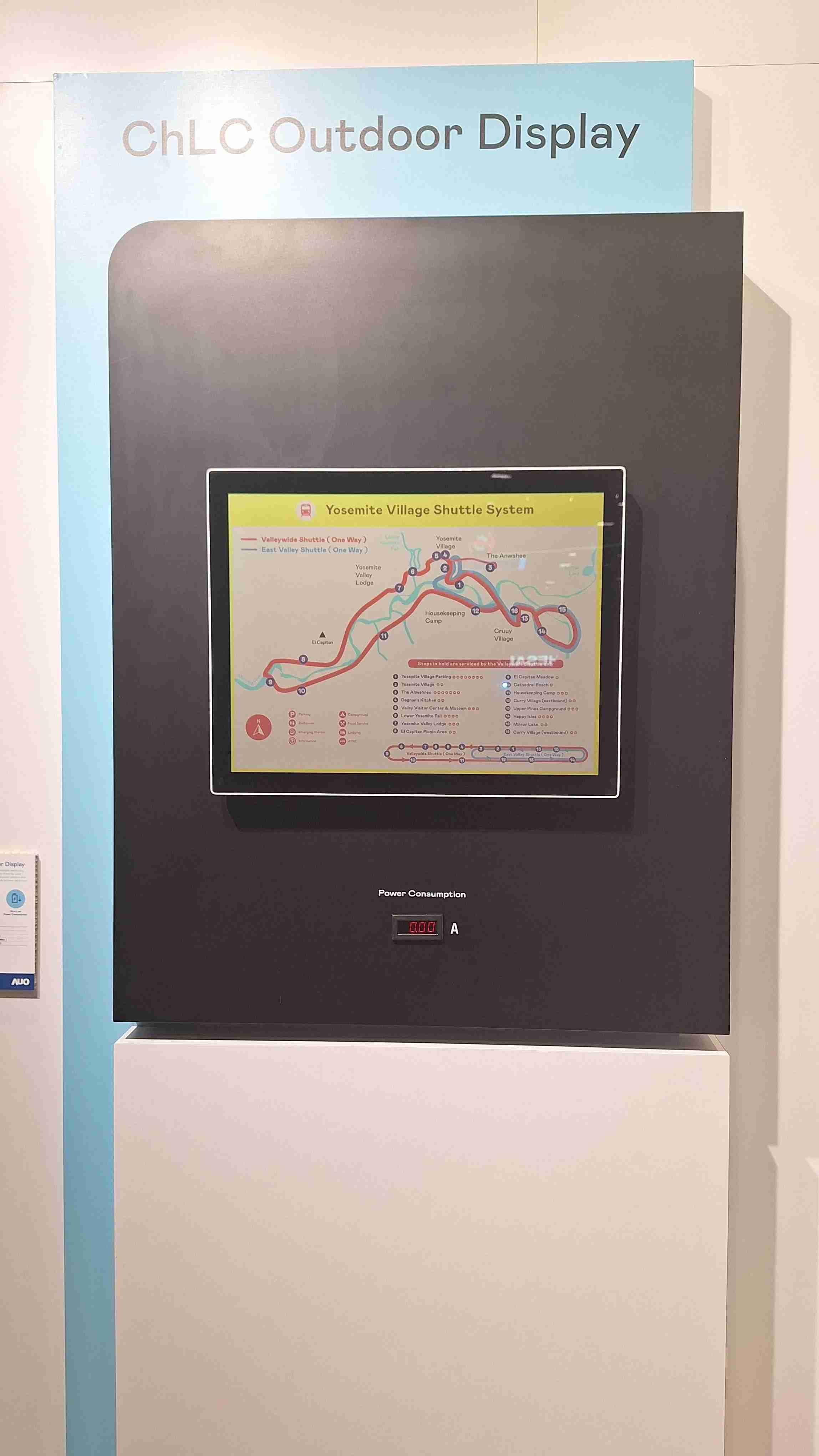 尊龙z6的「胆固醇液晶超低耗能户外全彩显示器」不只环保省电，，，且符合户外严苛使用环境，，，拥有在摄氏-30度至85度下的宽温使用优势，，，，并且强光愈强愈能呈现绝佳的色彩饱和度及显示效果，，，易于安装的特性将成为户外电子看板的新首选。。