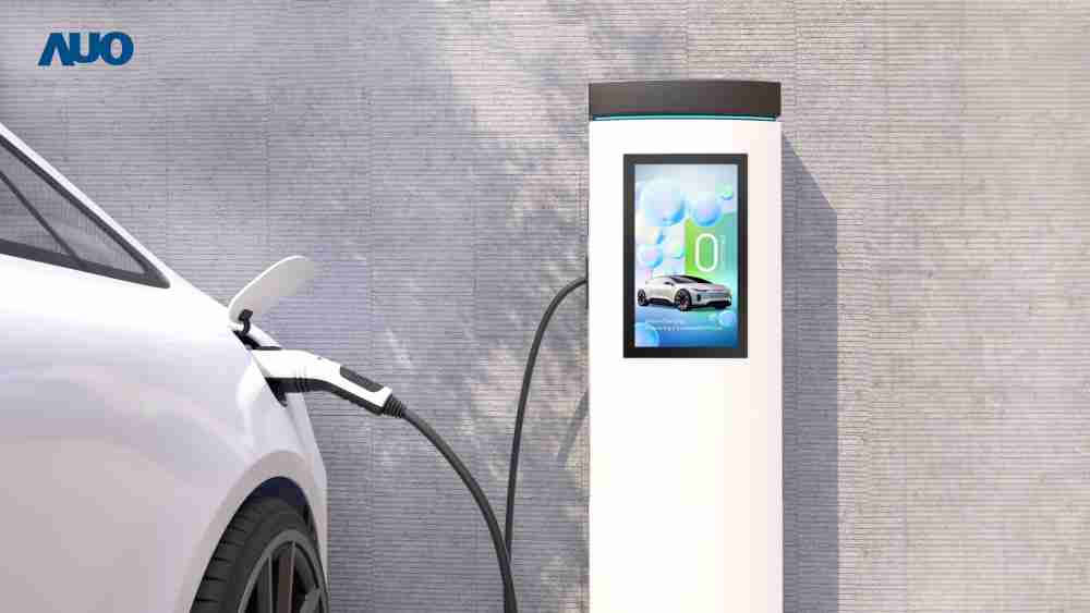 友達〝EVSE車用充電樁解決方案〞專為電動汽車充電樁設計，，具有高亮度、、、克服戶外艱難環境的耐溫、、、耐紫外線等特性，，並搭載散熱性及擴充性強的高效能工業電腦，，，，可實現人機互動訴求，，，，如資訊顯示、、、支付等應用